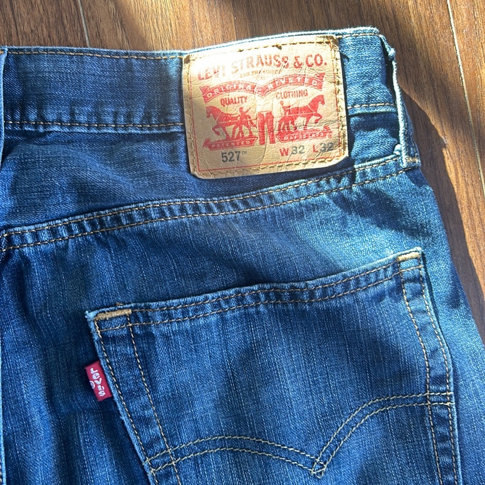 Levi’s Bootcut Jeans - Picture 5 of 5